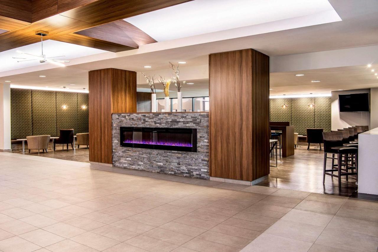 Clarion Hotel & Suites Winnipeg Exterior foto